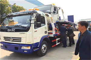 清原汽车道路救援拖车价格